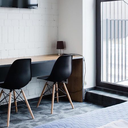 Self Check-In Hotel Railway Apartments VNO Buitenkant foto