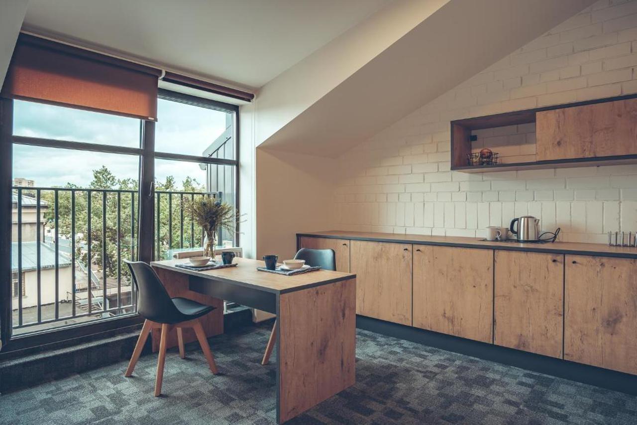 Self Check-In Hotel Railway Apartments VNO Buitenkant foto