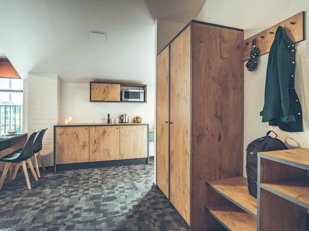 Self Check-In Hotel Railway Apartments VNO Buitenkant foto