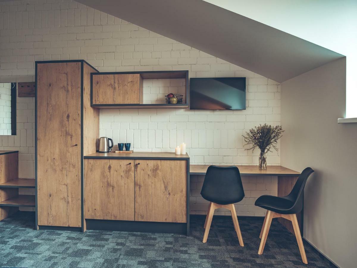 Self Check-In Hotel Railway Apartments VNO Buitenkant foto